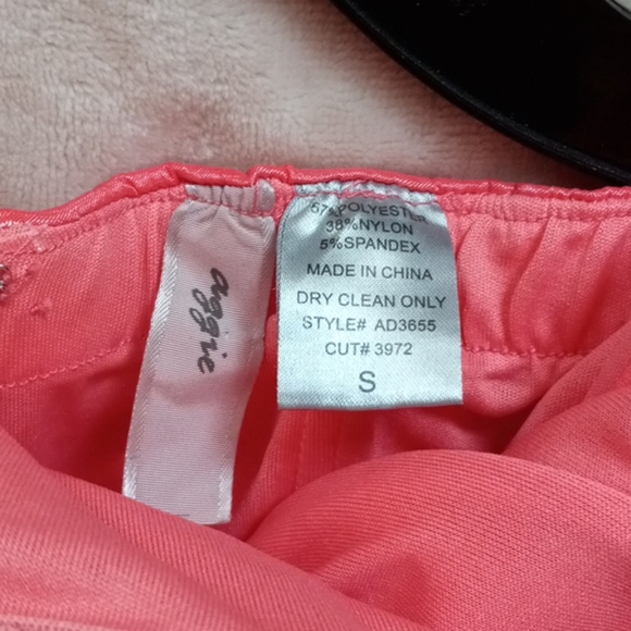 Dress - Picture 4 of 4